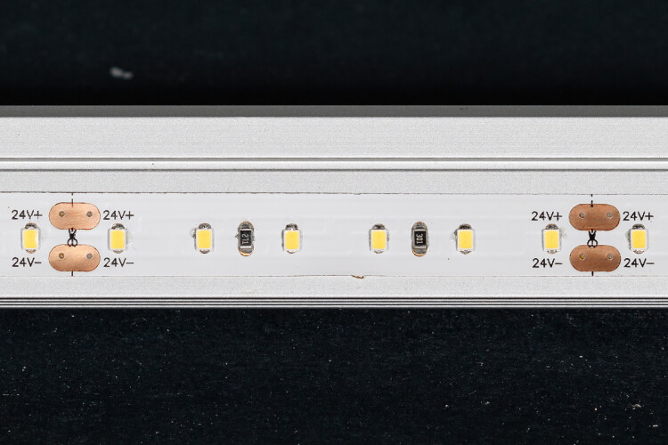 Светодиодная лента MICROLED-5000L 24V White6000 8mm (2216, 120 LED/m, LUX) (arlight, 6.5 Вт/м, IP20)
